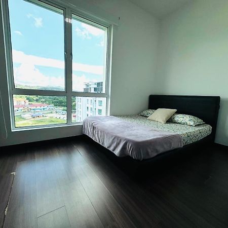 Sandakan Spacious&Comfortable Pool View Condo Exterior foto