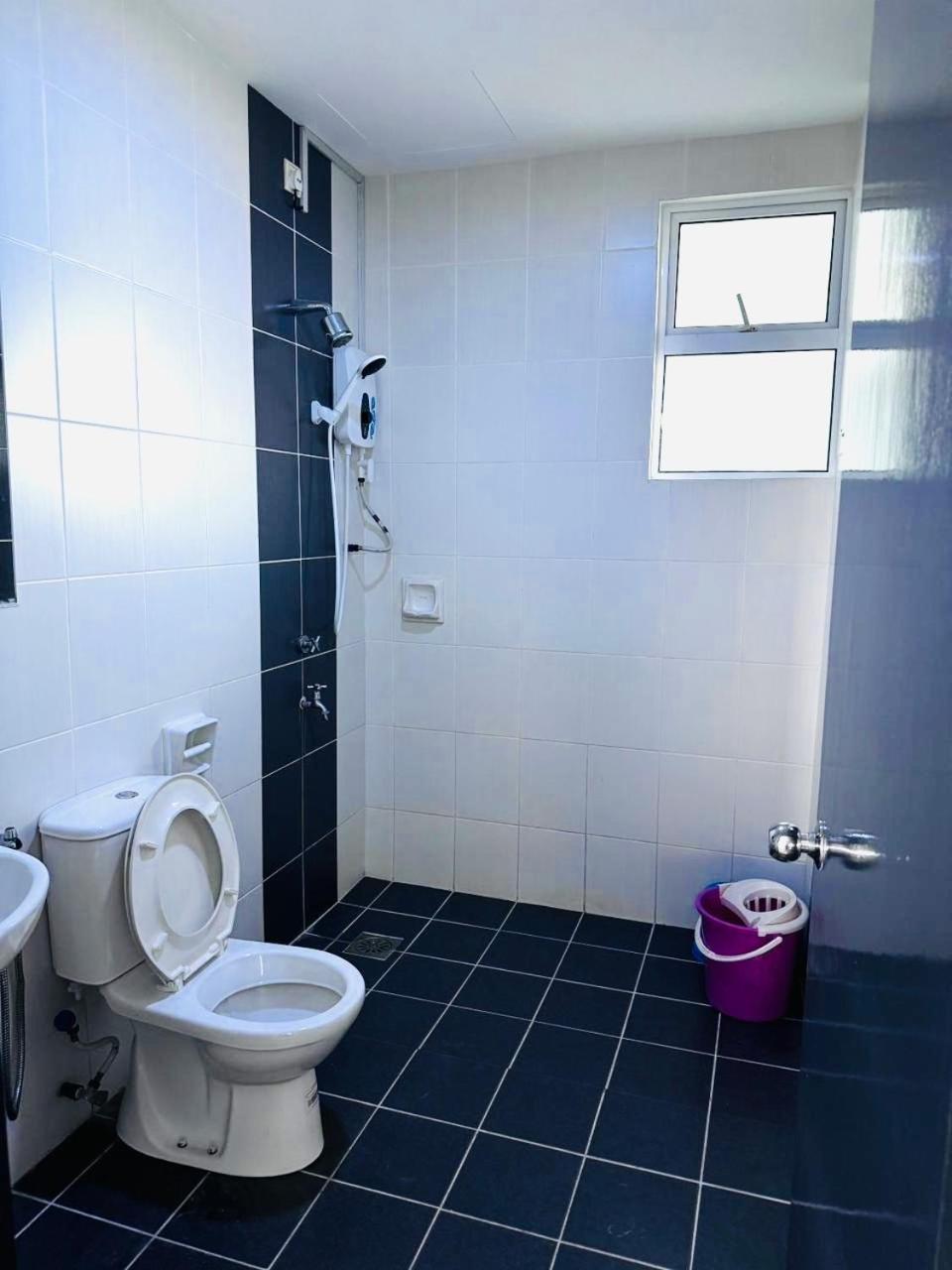 Sandakan Spacious&Comfortable Pool View Condo Exterior foto