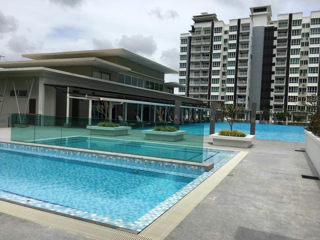 Sandakan Spacious&Comfortable Pool View Condo Exterior foto